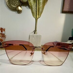 CC Pink Gradient Rimless Sunglasses with Gold Accents